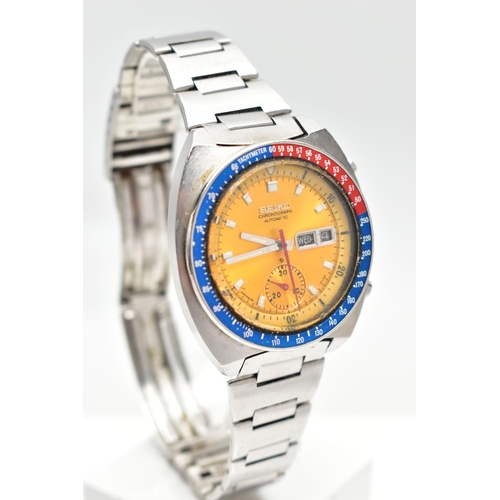 40 - A 'SEIKO' WRISTWATCH, automatic movement, round yellow dial, signed 'Seiko chronograph automatic', b... 