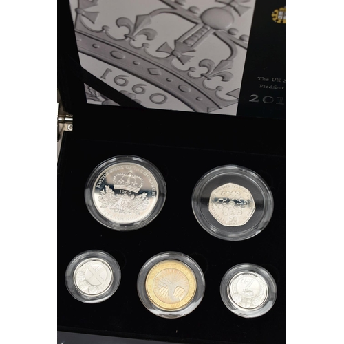 19 - ROYAL MINT ELIZABETH II 2010, 2011, UK SILVER PROOF PIEDFORT COLLECTIONS, 2010 set is a £5 con set £... 