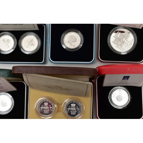 2 - A GROUP OF SILVER AND SILVER PROOF ROYAL MINT BOXED COINAGE, to include a Two pounds 1989 Silver Pie... 