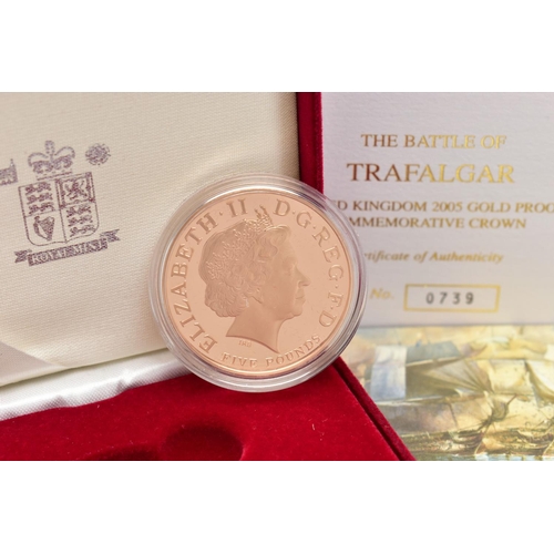 59 - A ROYAL MINT 2005 'THE BATTLE OF TRAFALGAR' UNITED KINGDOM GOLD PROOF COMMEMORATIVE CROWN COIN, five... 