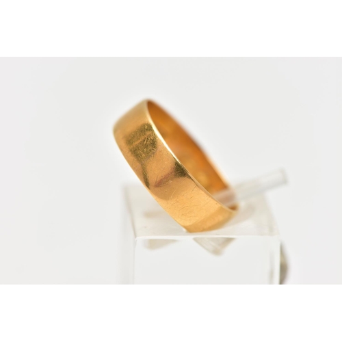 91 - A 22CT GOLD BAND RING, a plain polished flat profile band ring, approximate dimensions width 5mm x d... 