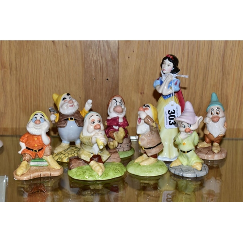 303 - EIGHT BOXED ROYAL DOULTON FIGURES FROM SNOW WHITE AND THE SEVEN DWARFS, comprising Snow White SW9, D... 