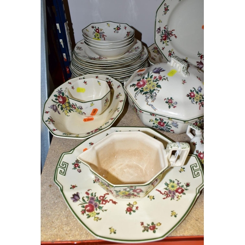 331 - A LARGE QUANTITY OF ROYAL DOULTON 'OLD LEEDS SPRAYS' PATTERN DINNER WARE, comprising a bread and but... 