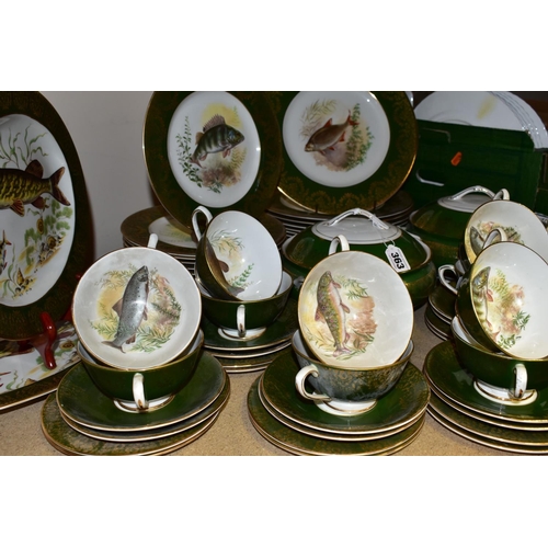 363 - AN 'EDWARDIAN'  DINNER SERVICE DECORATED WITH COLD WATER FISH, with a green and gold border comprisi... 