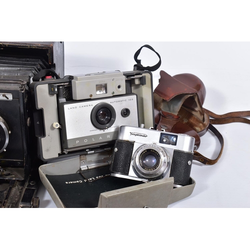 38 - A ROLLEIFLEX MODEL 622 OLD STANDARD TLR CAMERA, a Graphex Miniature Speed Graphic box camera with pl... 