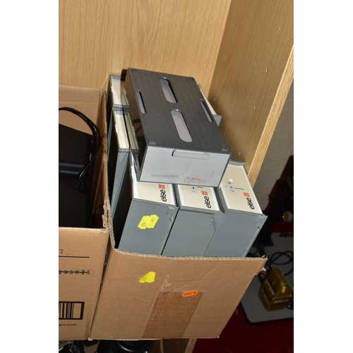 62 - A QUANTITY OF PHOTOGRAPHIC DEVELOPING EQUIPMENT including a LPL C5700 Colour enlarger, Tanks, Measur... 