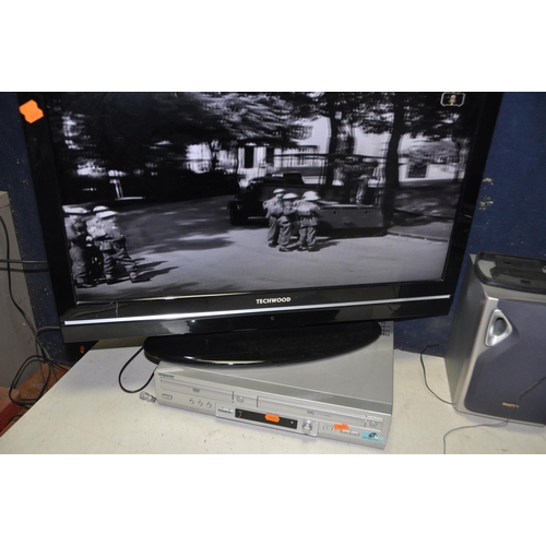 1067 - A TECHWOOD 32884HDDIGITAL 32in TV with remote, along with as Sony SLV-D950 DVD/vhs recorder with rem... 