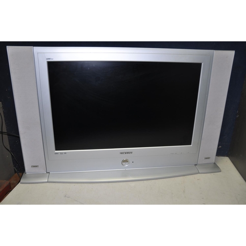 1069 - A SAMSUNG LW32A23W 32in TV with remote and built in speakers (PAT pass and working) (two small crack... 