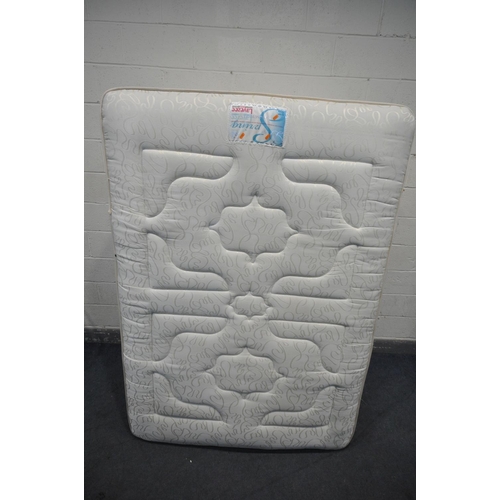 1305 - A LAYEZEE BEDS 4FT6 DIVAN BED AND MATTRESS