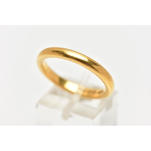 6 - A 22CT GOLD BAND RING, a D profile plain polished band, approximate dimensions width 3mm x depth 2mm... 