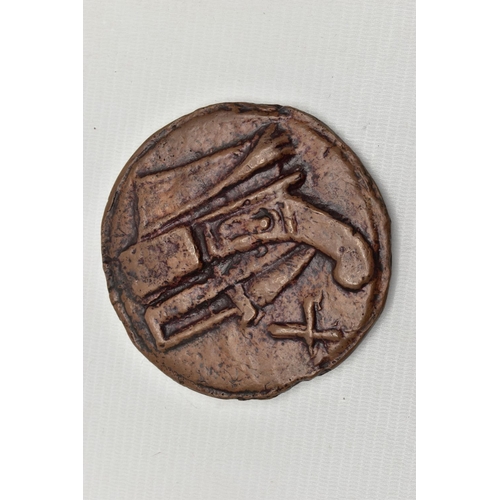 79 - ACCORDING TO THE BRITISH MUSEUM COIN ROOM IN 1986 A ROMAN REPUBLICAN DECUSSIS, equivelant to (10 Ass... 