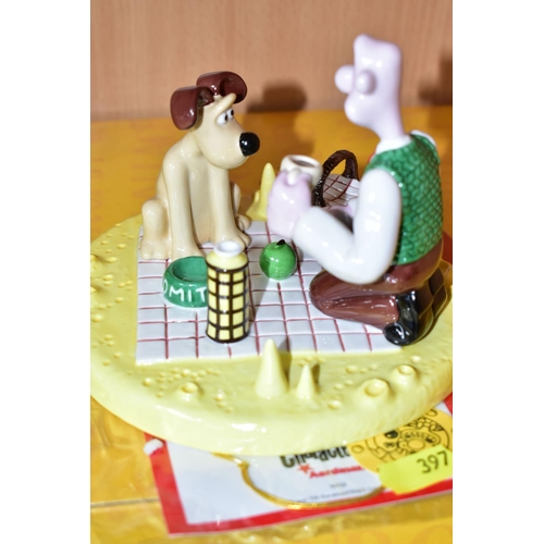 397 - THREE BOXED COALPORT CHARACTERS WALLACE & GROMIT FIGURES, comprising a limited edition 'The Wrong Tr... 