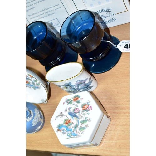 403 - A GROUP OF WEDGWOOD CERAMICS AND GLASS WARES, comprising a pair of blue Sheringham candle holders ea... 