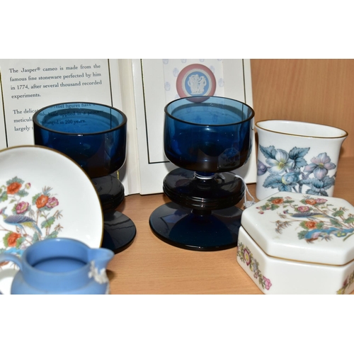 403 - A GROUP OF WEDGWOOD CERAMICS AND GLASS WARES, comprising a pair of blue Sheringham candle holders ea... 