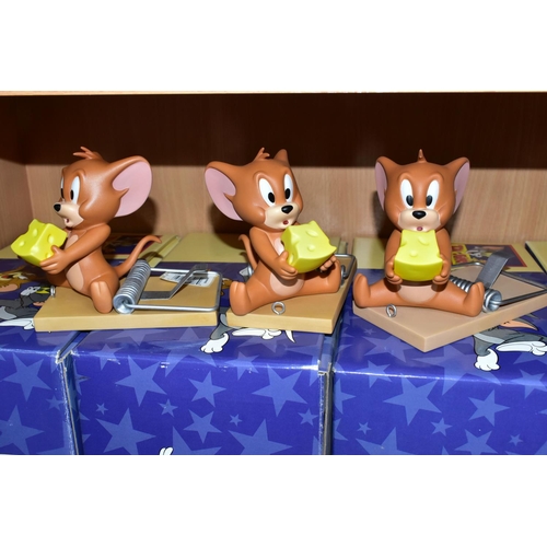 424 - FIVE BOXED COALPORT FIGURES, each depicting Jerry from the Tom and Jerry cartoons titled 'Mouse Trap... 