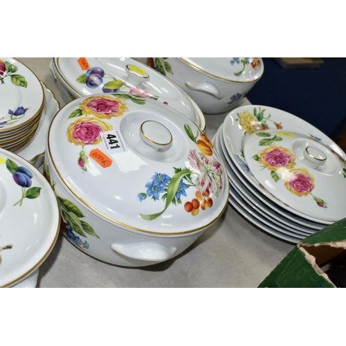 441 - A QUANTITY OF ROYAL WORCESTER 'PERSHORE' PATTERN DINNERWARES, comprising two large covered tureens, ... 