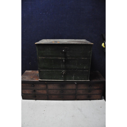 1055 - TWO VINTAGE ENGINEERS TOOL CHESTS comprising a three draw chest measuring width 50cm x depth 35cm x ... 