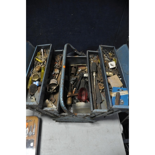 1068 - A SELECTION OF POWERTOOLS AND TOOLS to include a metal toolbox containing files, screwdrivers, spann... 