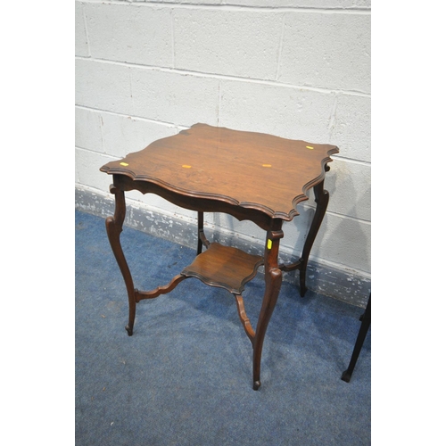 1239 - AN EDWARDIAN MAHOGANY CARD TABLE, with a fold over top, enclosing a green playing surface, width 51c... 