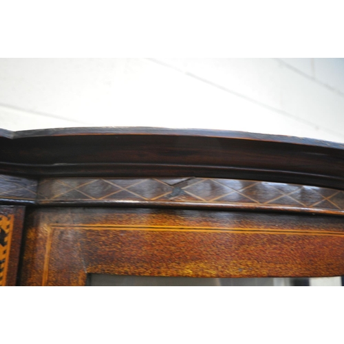 1285 - AN EDWARDIAN MAHOGANY AND INLAID DISPLAY CABINET, with a central glazed bowfront window, flanked by ... 