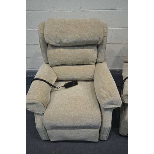 1305 - A PAIR OF OAK TREE MOBILITY BEIGE RISE AND RECLINE ARMCHAIRS (condition - signs of usage, PAT pass a... 