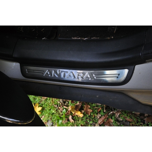 998 - A 2013 VAUXHALL ANTARA SE CDTi MPV in metallic Beige with a 2.2litre Diesel engine, 6 speed manual g... 