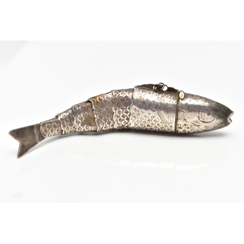 24 - A WHITE METAL VINAIGRETTE, novelty vinaigrette in the form of an articulated fish, approximate lengt... 