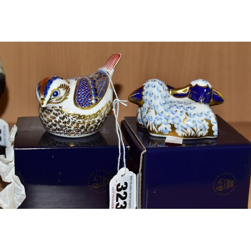 323 - TWO BOXED ROYAL CROWN DERBY PAPERWEIGHTS, comprising Goldcrest, with gold stopper and date cypher fo... 