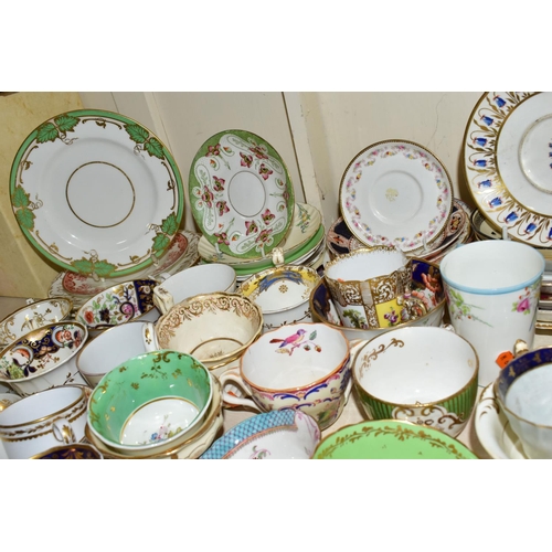 349 - A SELECTION OF ASSORTED 19TH AND 20TH CENTURY TEA CUPS AND SAUCERS ETC, to include early Derby, Mint... 