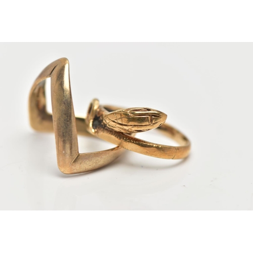 6 - TWO 9CT GOLD RINGS, the first a double wishbone ring, plain polished finish, hallmarked 9ct Birmingh... 