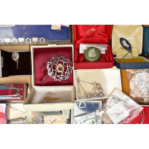 66 - A BOX OF SILVER AND WHITE METAL JEWELLERY, to include various rings, pendant necklaces, earrings, we... 