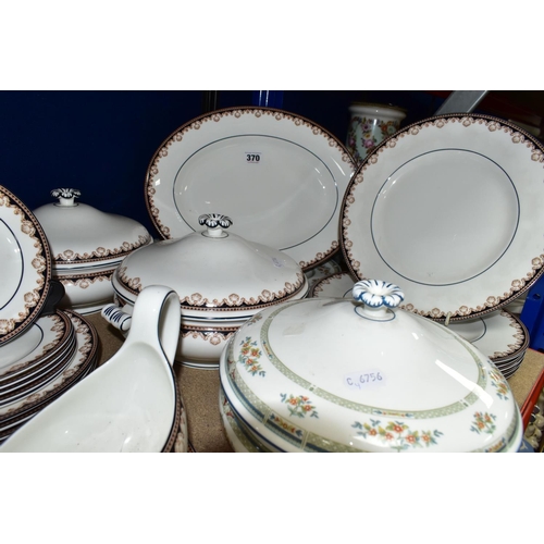 370 - A WEDGWOOD 'MEDICI' PATTERN PART DINNER SET, comprising one large meat plate, six dinner plates, gra... 