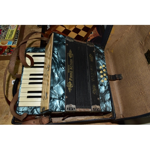 388 - A VISSIMIO ACCORDION, with 'Piano Action' in original case (1) (Condition report: leather straps are... 