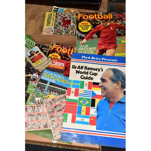 391 - A QUANTITY OF LATE 1960'S AND EARLY 1970'S FOOTBALL CARDS AND STICKER/STAMP ALBUMS, to include FKS W... 