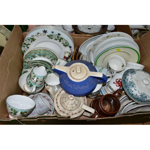 456 - SIX BOXES OF CERAMICS AND ASSORTED TEAWARES, to include a 1960's Babbacombe Pottery 'Laurianna Studi... 