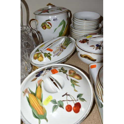 411 - A FIFTY EIGHT PIECE ROYAL WORCESTER EVESHAM DINNER SERVICE, comprising a large twin handled covered ... 