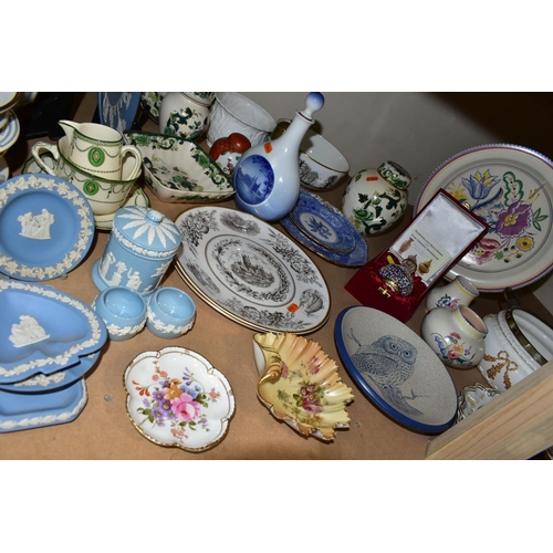 439 - A GROUP OF CERAMICS, thirty five pieces to include a Poole Pottery hand painted charger diameter 31c... 