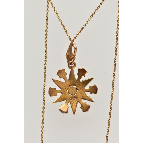 2 - AN EDWARDIAN 15CT GOLD SPLIT PEARL STAR PENDANT WITH CHAIN, the pendant set throughout with split pe... 