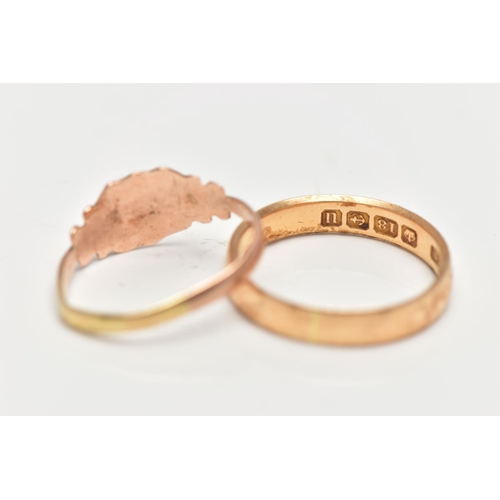 22 - AN 18CT GOLD BAND RING AND A ROSE GOLD TONE SIGNET RING, plain polished band, approximate band width... 