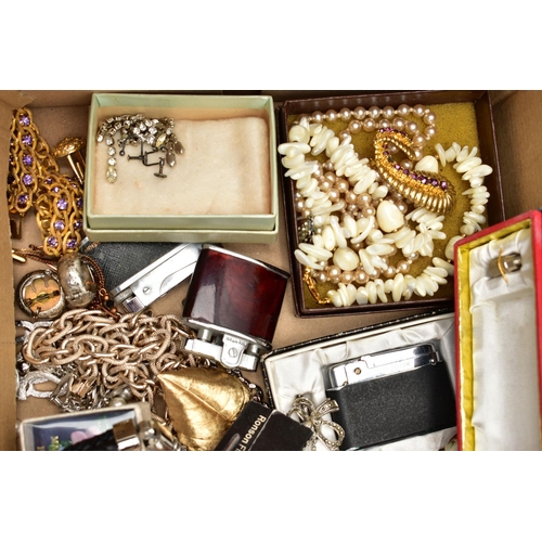 81 - A BOX OF ASSORTED ITEMS, to include a selection of costume jewellery, a cased excelsior pen and cuff... 