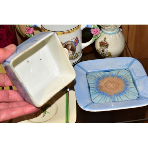 316 - A GROUP OF ASSORTED CERAMICS, comprising an Art Deco inspired Shelley lidded butter dish (crazed, ti... 