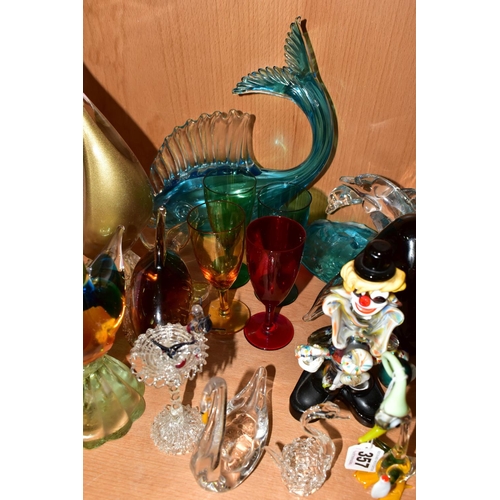 357 - A COLLECTION OF GLASS ANIMALS, to include two Wedgwood squirrels heights 15cm and 9cm, an art glass ... 