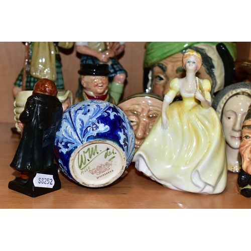 364 - A GROUP OF ROYAL DOULTON FIGURES, CHARACTER JUGS AND A JAMES MACINTYRE FLORIAN WARE MINIATURE VASE, ... 