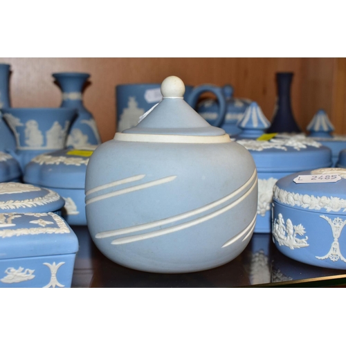 369 - A LARGE QUANTITY OF WEDGWOOD BLUE JASPER GIFT WARE, comprising a modern pale blue lidded pot- W40100... 