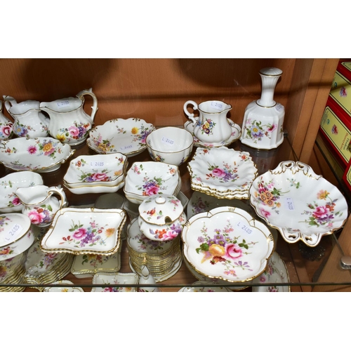 370 - A QUANTITY OF ROYAL CROWN DERBY 'DERBY POSIES' PATTERN GIFT WARE, comprising jugs, preserve pots, pi... 