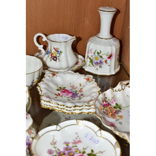 370 - A QUANTITY OF ROYAL CROWN DERBY 'DERBY POSIES' PATTERN GIFT WARE, comprising jugs, preserve pots, pi... 