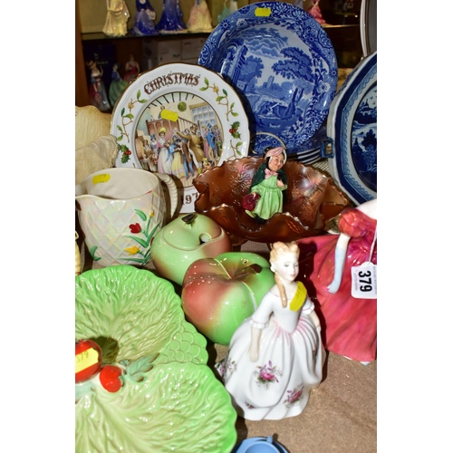 379 - A GROUP OF ASSORTED CERAMICS, comprising a Chinese octagonal blue and white plate warmer, diameter 2... 