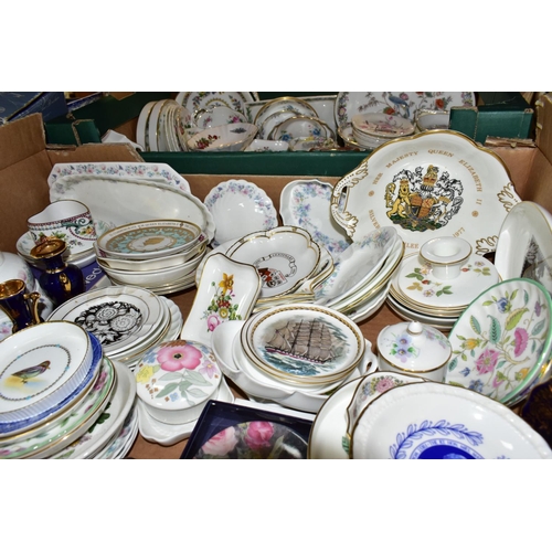 381 - TWO BOXES OF ASSORTED CERAMIC GIFT WARE, to include Wedgwood 'Kutani Crane' pattern pin dishes, a We... 