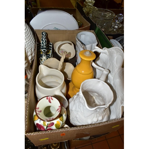 389 - SIX BOXES AND LOOSE CERAMICS AND GLASS ETC, to include single dinner plates - Wedgwood Florentine in... 