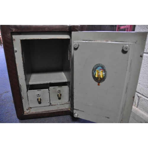 1082 - A EDWIN COTTERILL SAFE measuring 46cm x depth 46cm x height 62cm (very heavy) with three keys